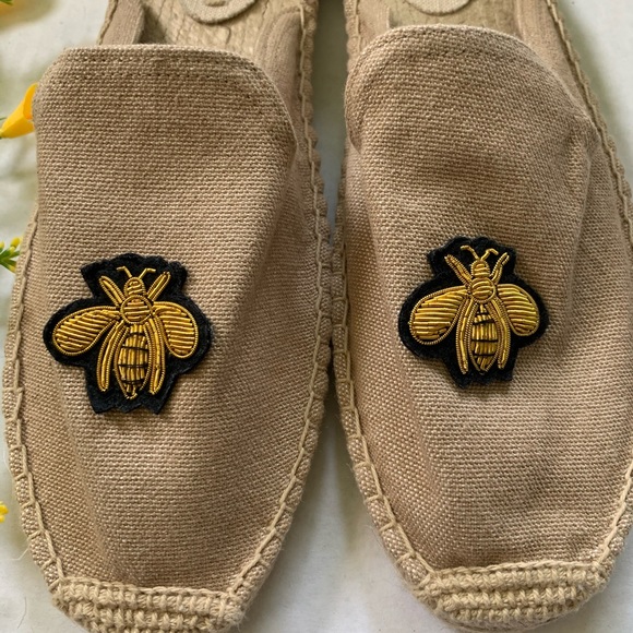 Soludos Beige Espadrille Mules With Bee Embroidery - Picture 2 of 11